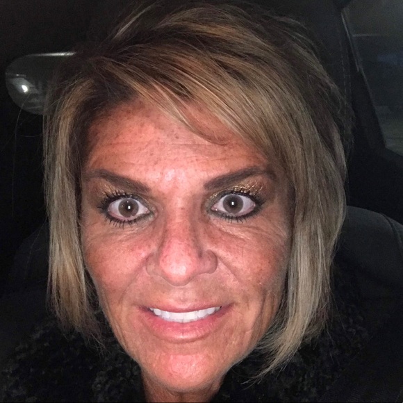 Michelle - Picture 7 of 7